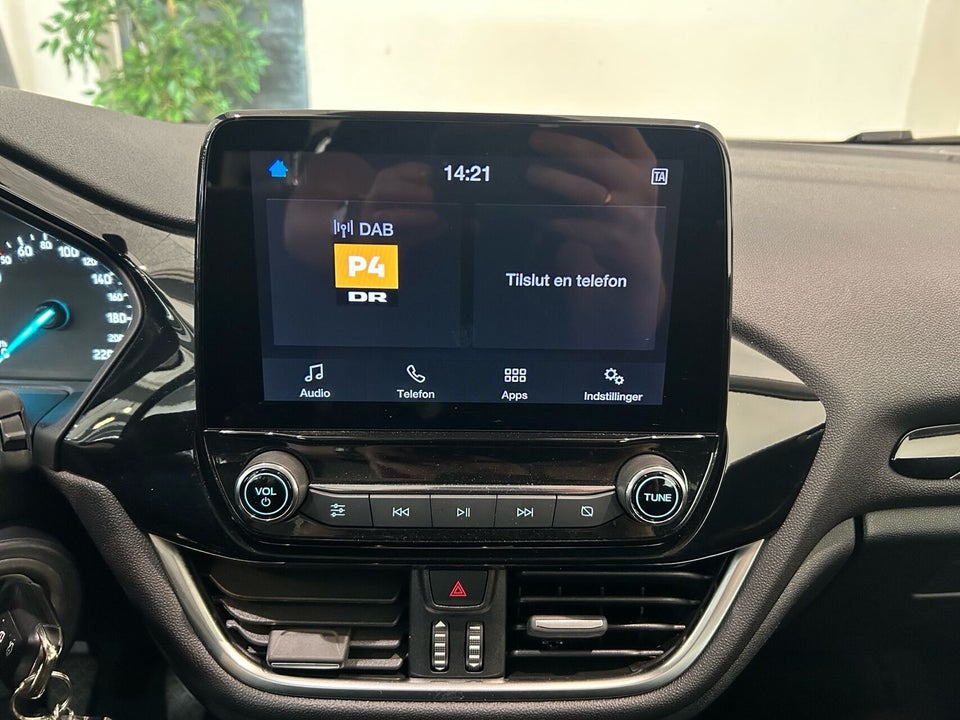 Ford Fiesta 1,0 EcoBoost mHEV Titanium 5d