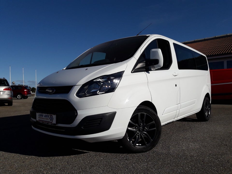 Ford Transit Custom Kombi 310 L2 2,0 TDCi 130 Ambiente