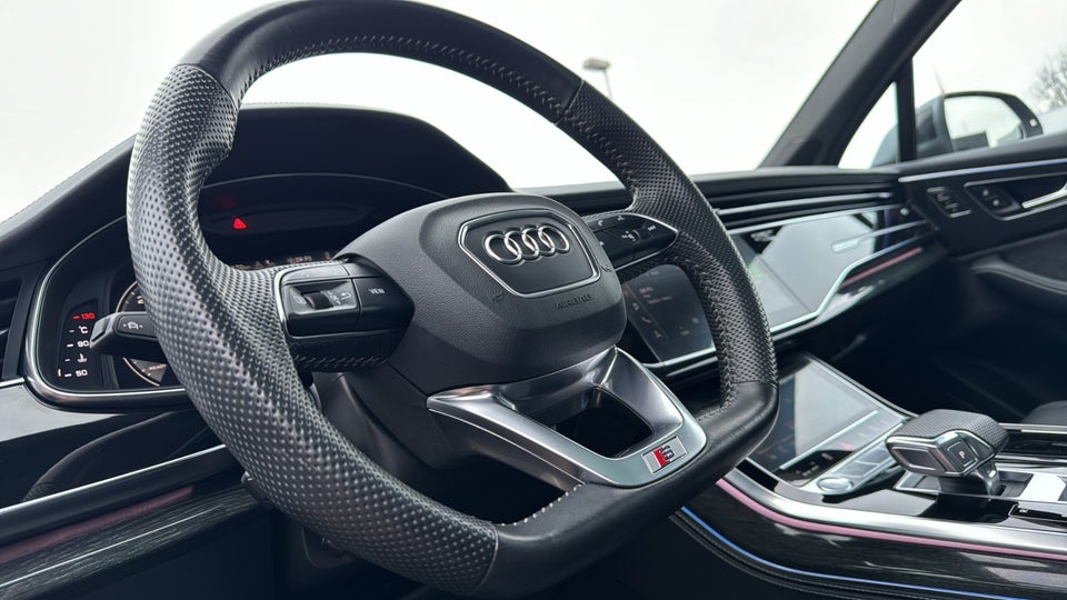 Audi Q7 50 TDi S-line quattro Tiptr. Van 5d