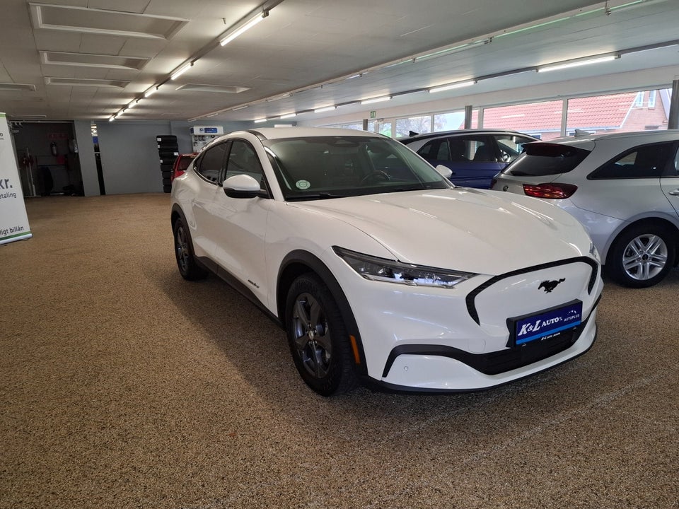 Ford Mustang Mach-E 75 Standard Range 5d