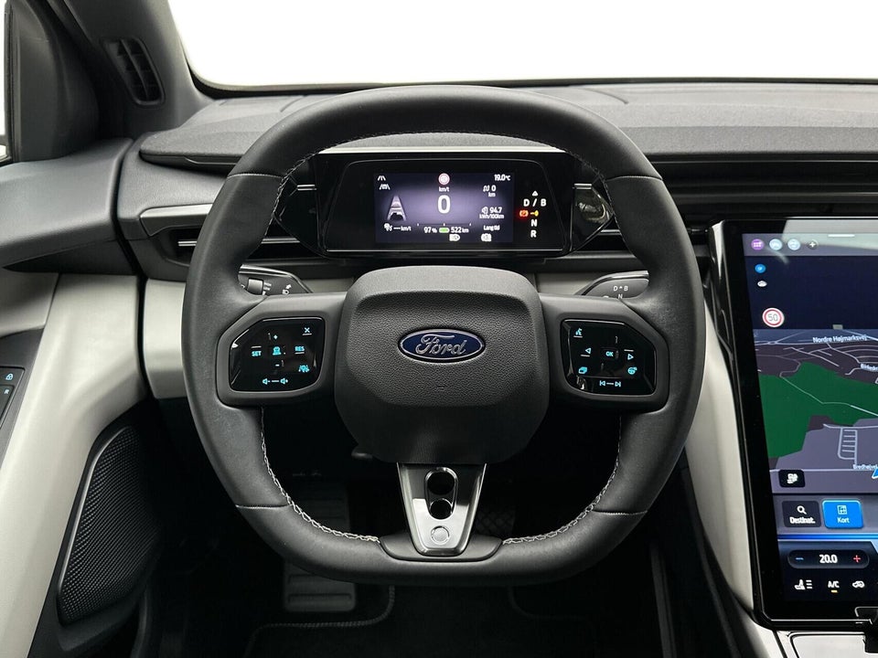 Ford Capri 82 Select Extended Range 5d