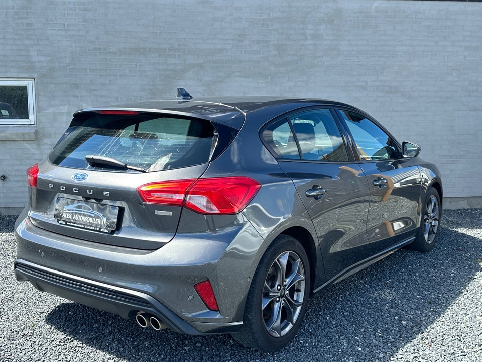 Ford Focus 1,0 EcoBoost ST-Line 5d