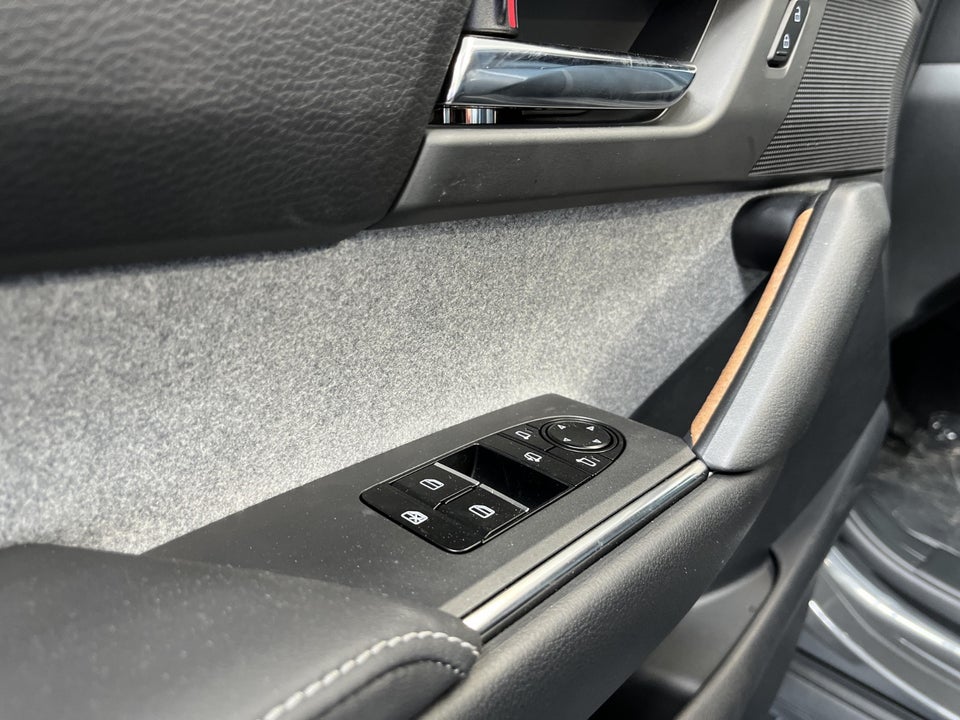 Mazda MX-30 0,8 e-SkyActiv R-EV Makoto 5d