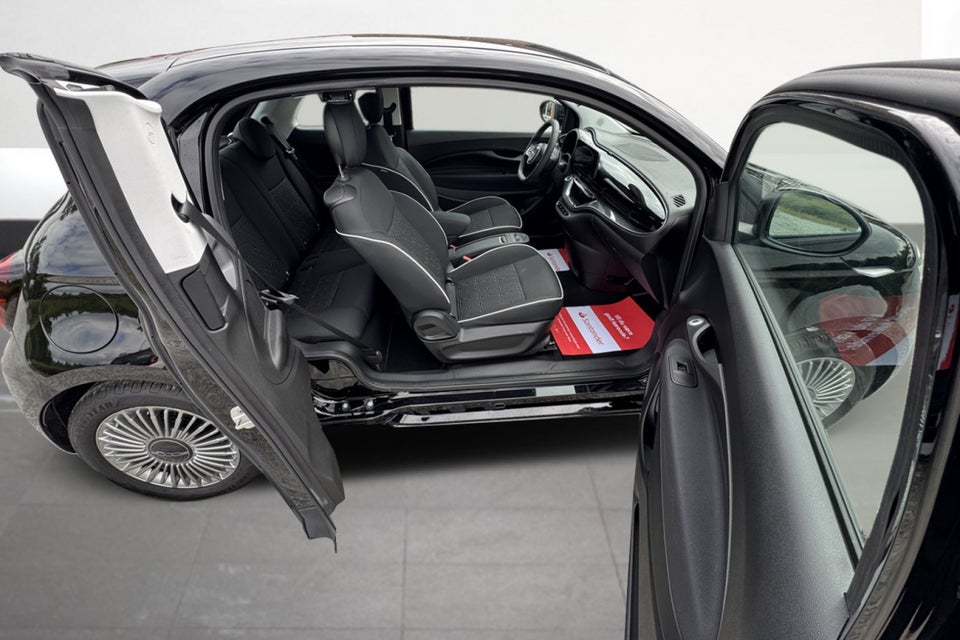 Fiat 500e 42 Icon 3+1 4d
