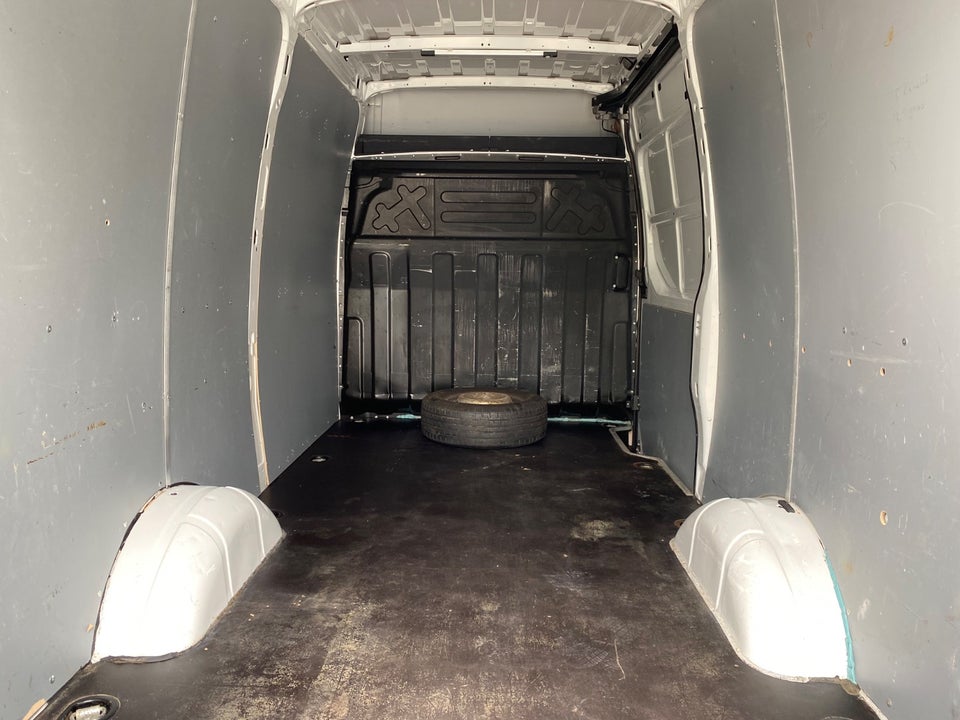 Iveco Daily 3,0 35S21 12m³ Van AG8