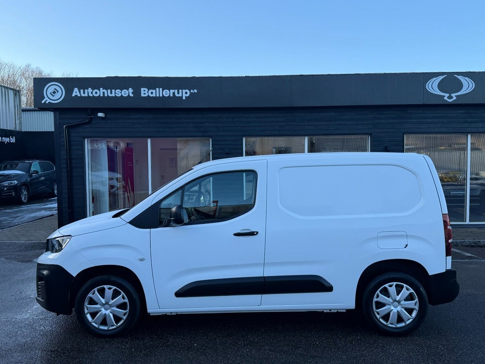 Peugeot Partner 1,5 BlueHDi 130 L1V1 Plus EAT8 Van