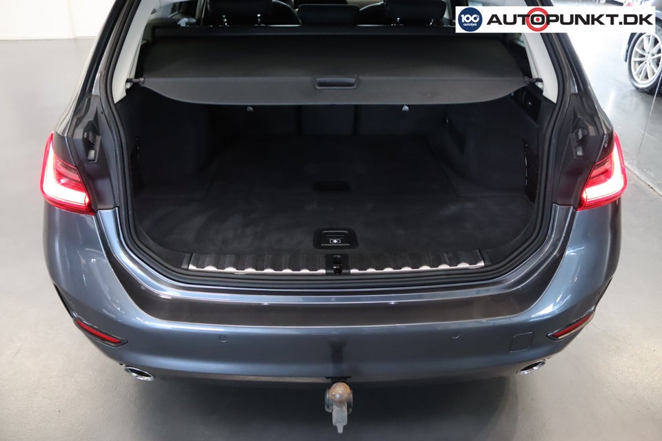 BMW 320d 2,0 Connected xDrive aut. 4d