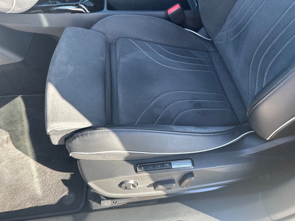 VW ID.4 77 Top Sport 5d