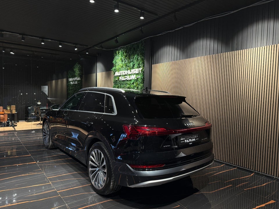 Audi e-tron 55 Advanced quattro 5d