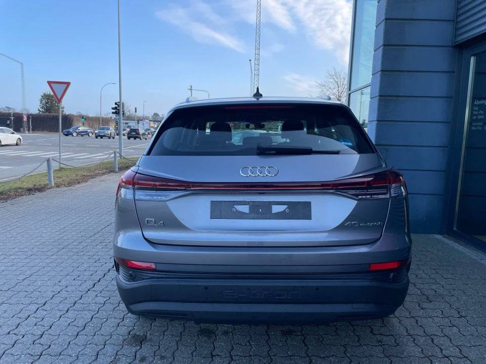 Audi Q4 e-tron 40 Attitude 5d