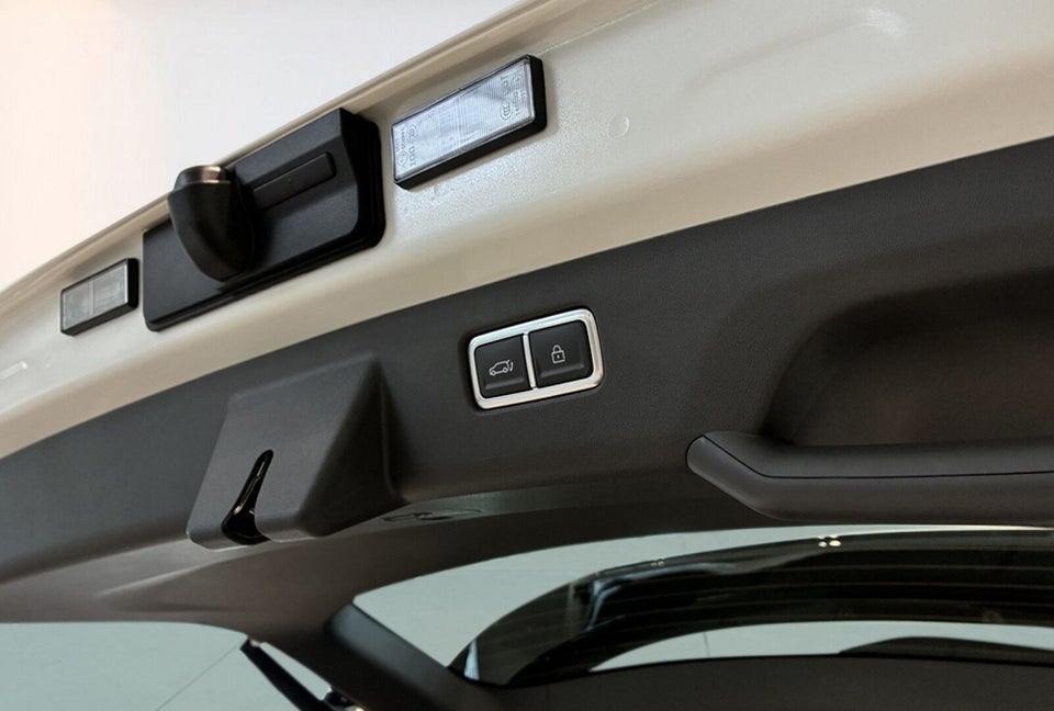 Kia EV9 76 Standard Range Upgrade RWD 7prs 5d