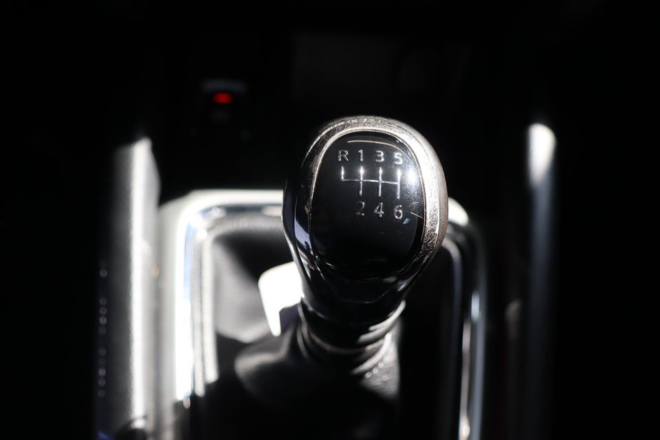 Nissan Qashqai 1,5 dCi 110 Tekna 5d