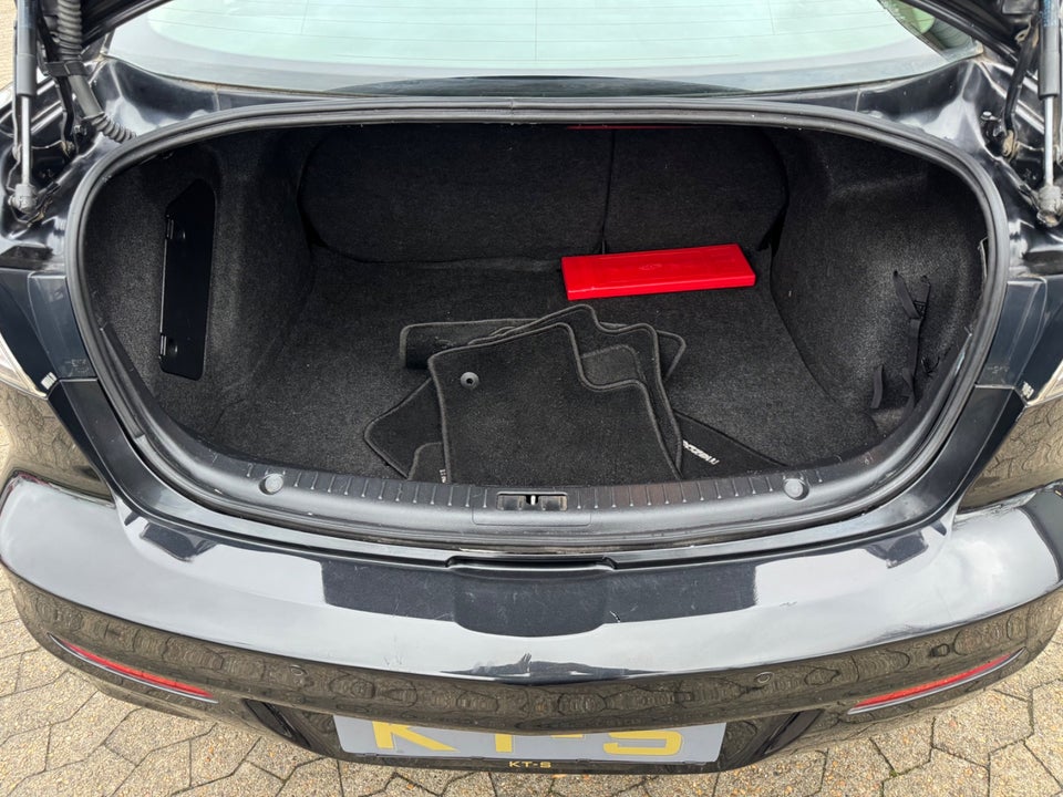 Mazda 3 1,6 Advance 4d