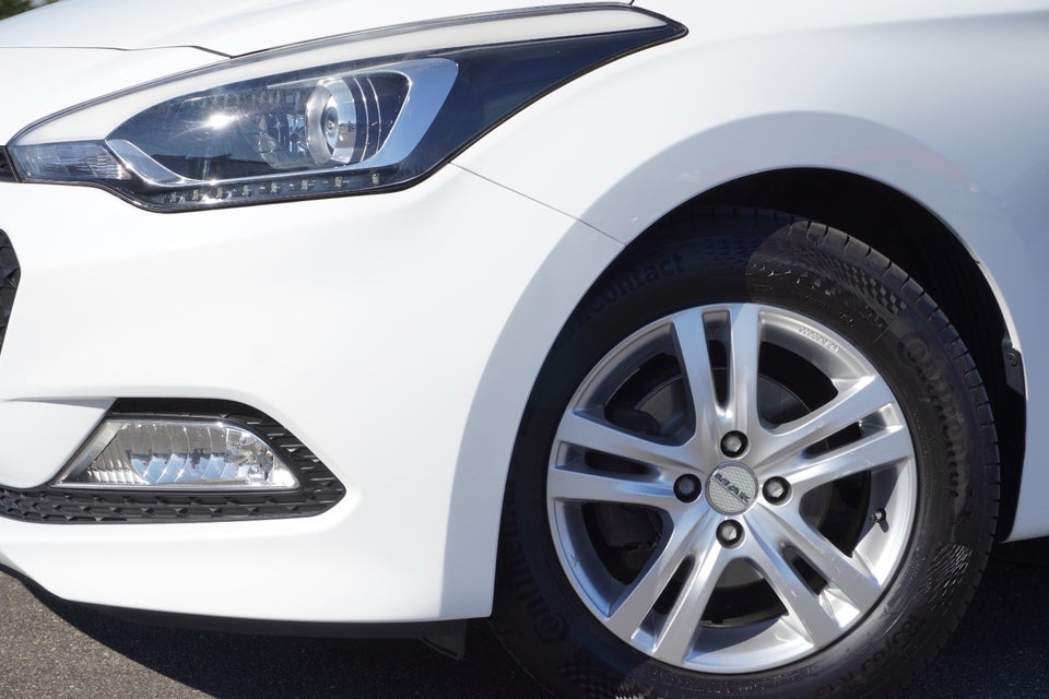 Hyundai i20 1,25 Trend 5d