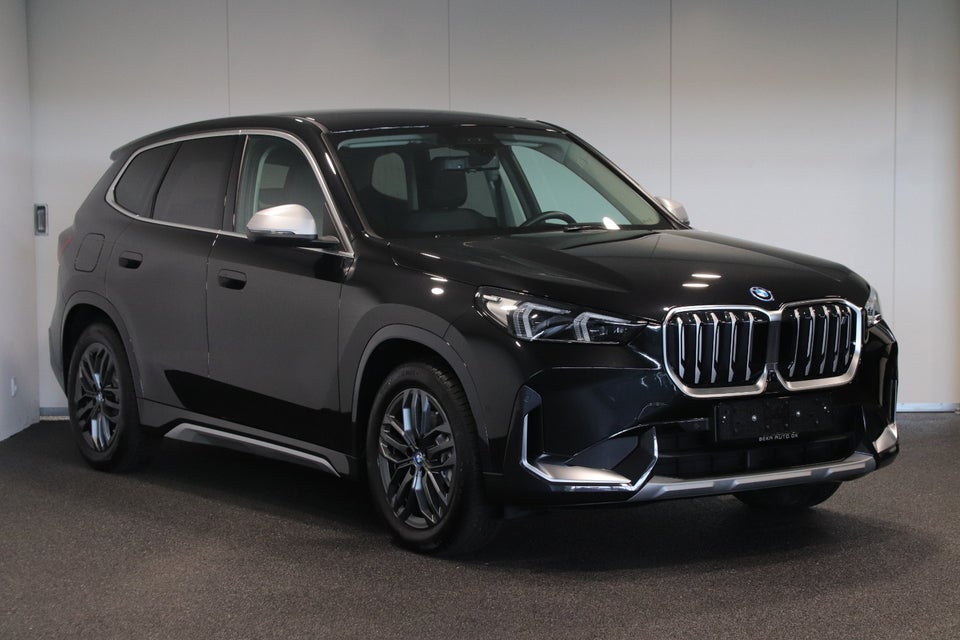 BMW iX1 xDrive30 X-Line 5d
