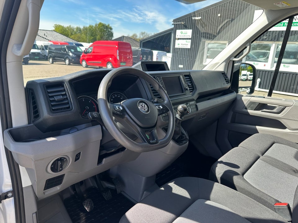 VW Crafter 30 2,0 TDi 177 Kassevogn L3H2