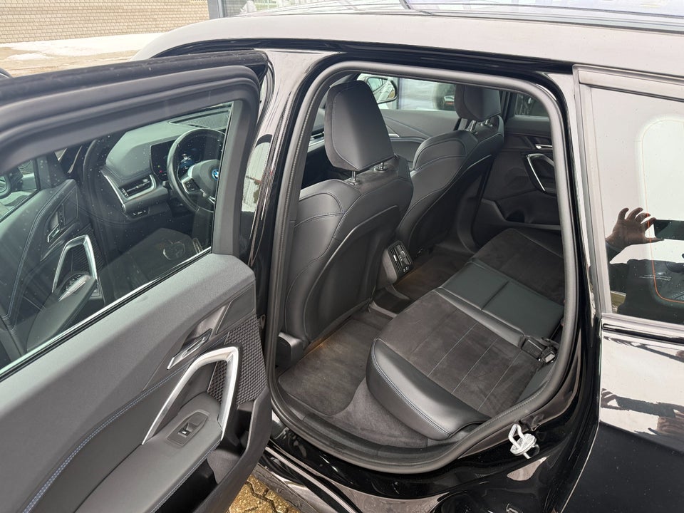 BMW iX1 eDrive20 M-Sport 5d