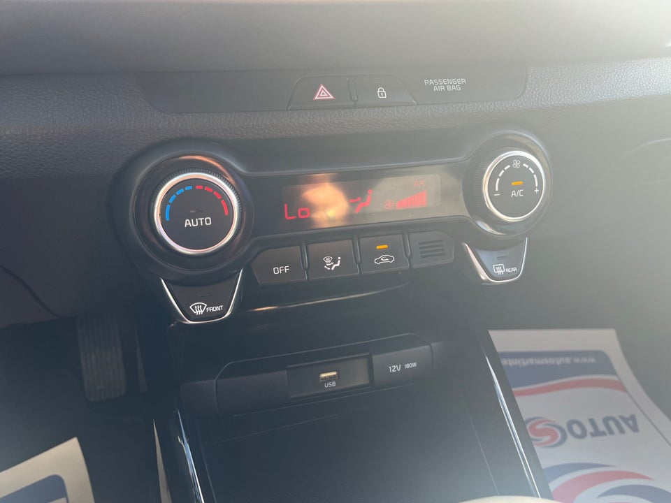 Kia Stonic 1,0 T-GDi mHEV Prestige Upgrade DCT 5d