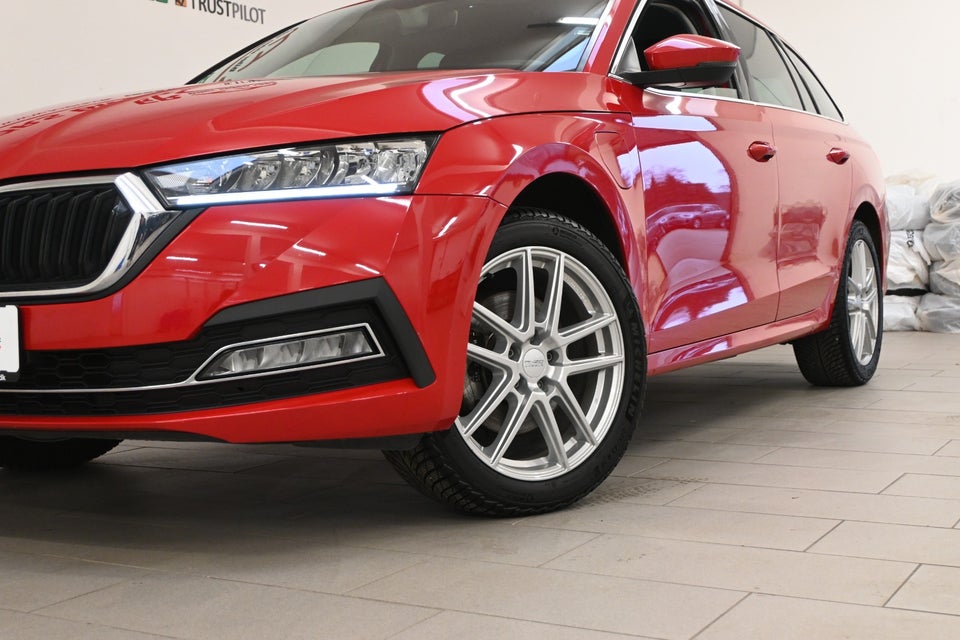 Skoda Octavia 1,4 TSi iV Plus Combi DSG 5d