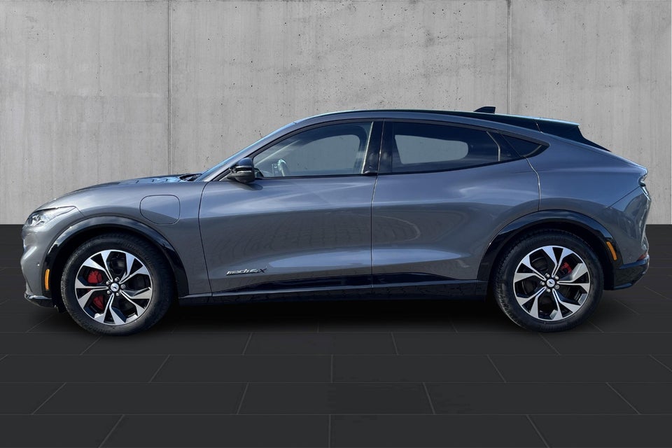 Ford Mustang Mach-E 91 Premium Extended Range AWD 5d