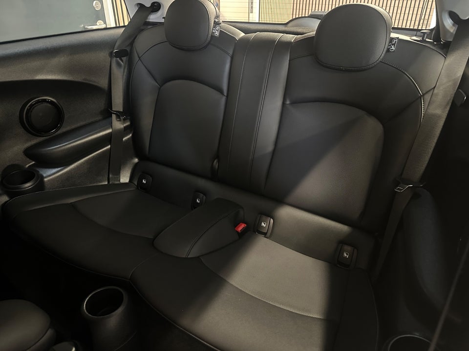 MINI Cooper SE Edition Premium Plus 3d