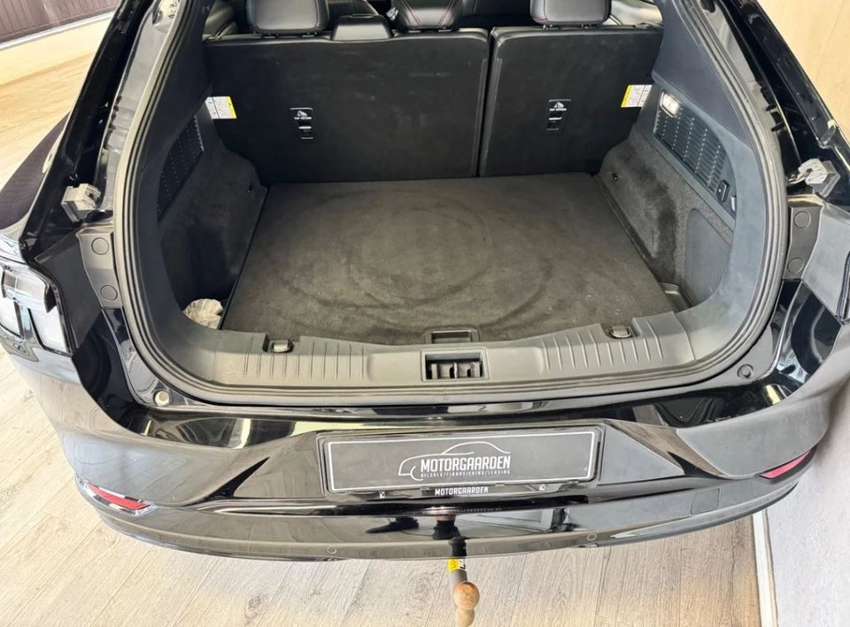 Ford Mustang Mach-E 98 Extended Range AWD 5d