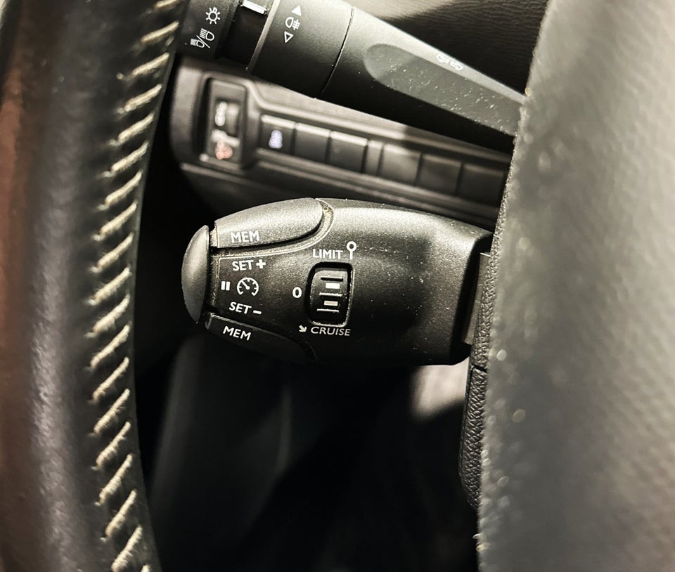 Peugeot 308 1,6 HDi 92 Style 5d
