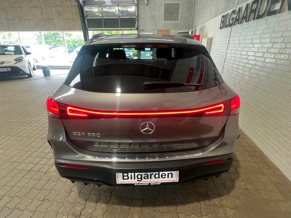 Mercedes EQA250 AMG Line 5d