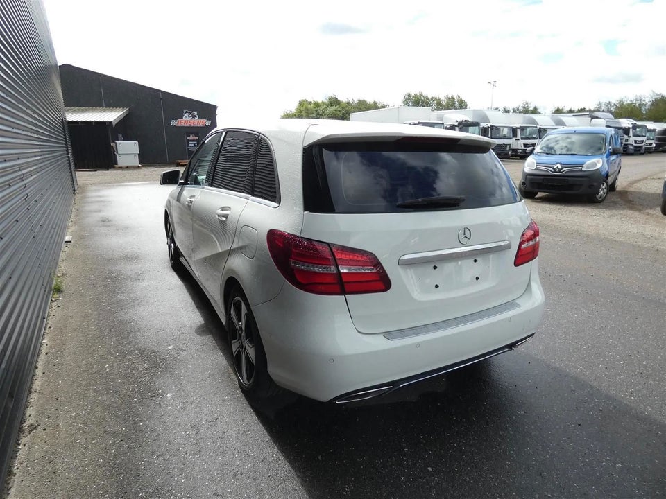 Mercedes B200 d 2,2 Van 5d