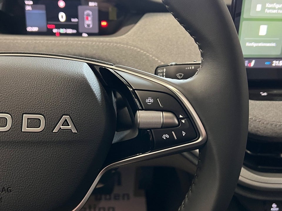 Skoda Enyaq 85 iV Loft 5d