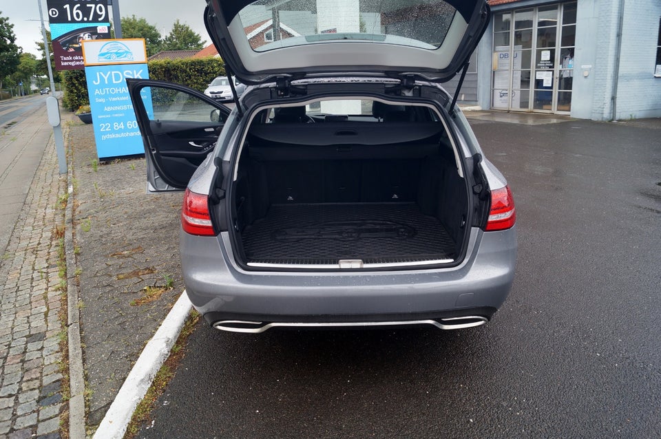 Mercedes C220 d 2,2 Business stc. aut. 5d