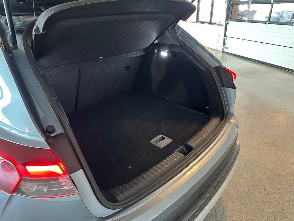 Audi Q4 e-tron 40  5d