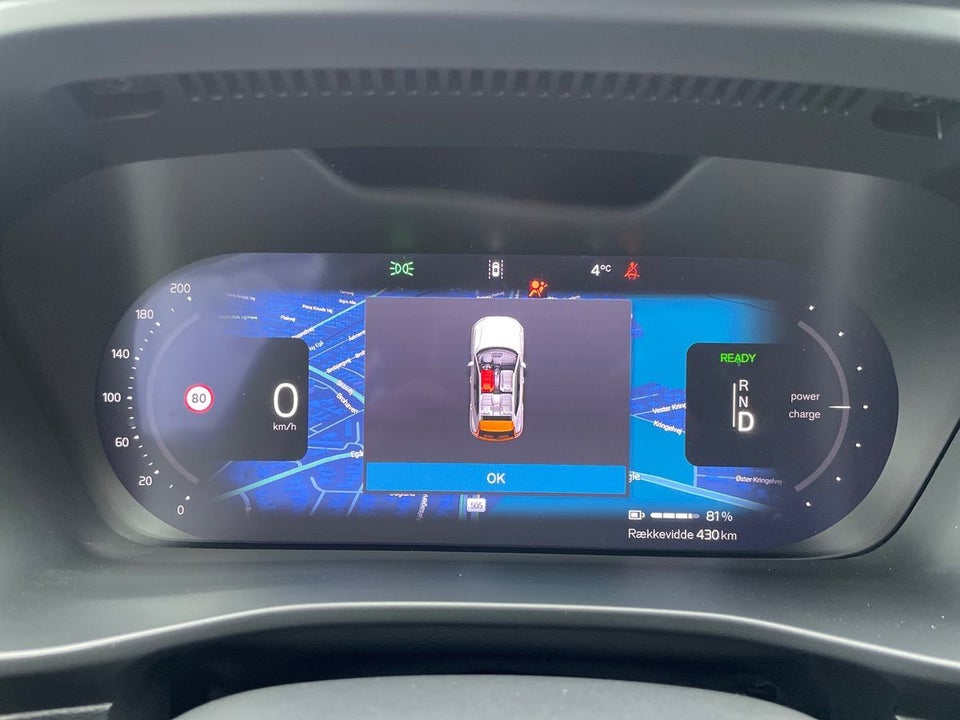 Volvo XC40 ReCharge Extended Range Core 5d