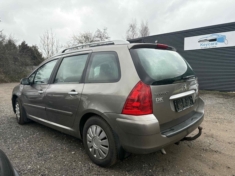 Peugeot 307 2,0 T6 5d
