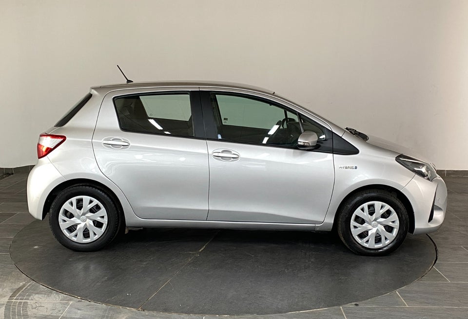 Toyota Yaris 1,5 Hybrid H2 e-CVT 5d