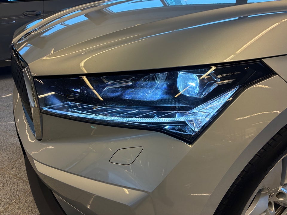 Skoda Enyaq 60 iV Plus 5d