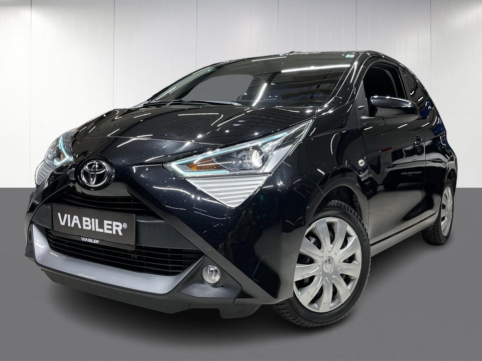 Toyota Aygo 1,0 VVT-i x-press 5d