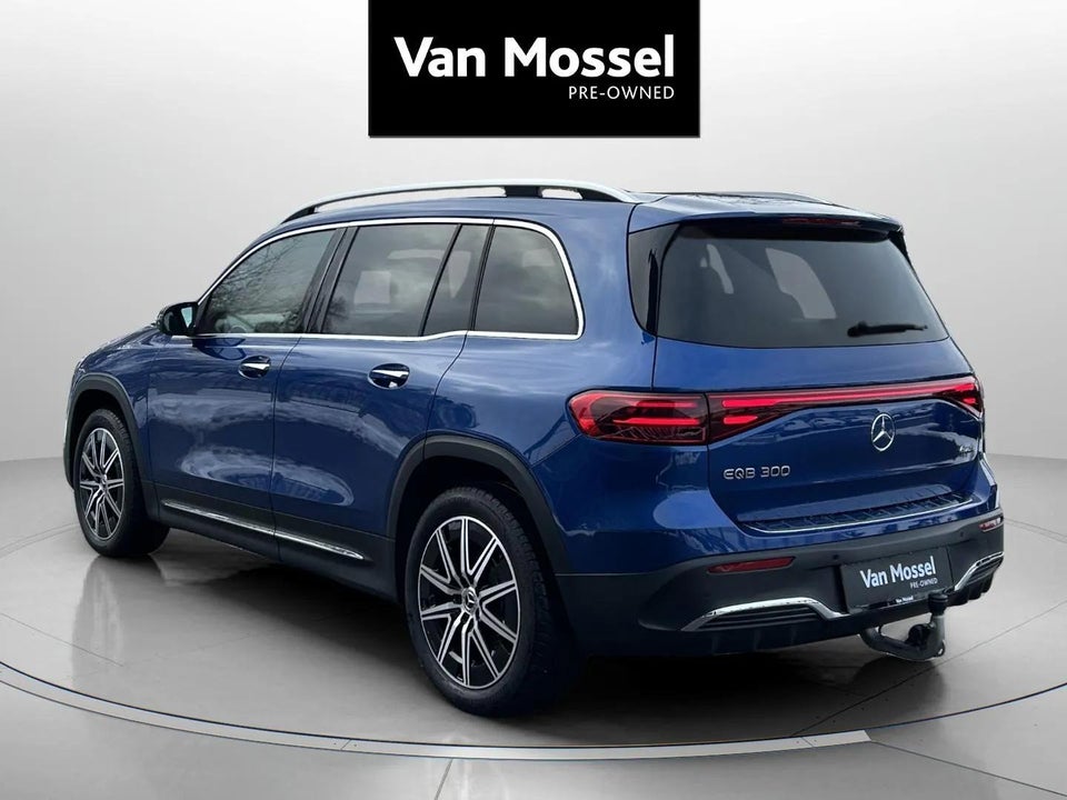 Mercedes EQB300 AMG Line 4Matic 5d