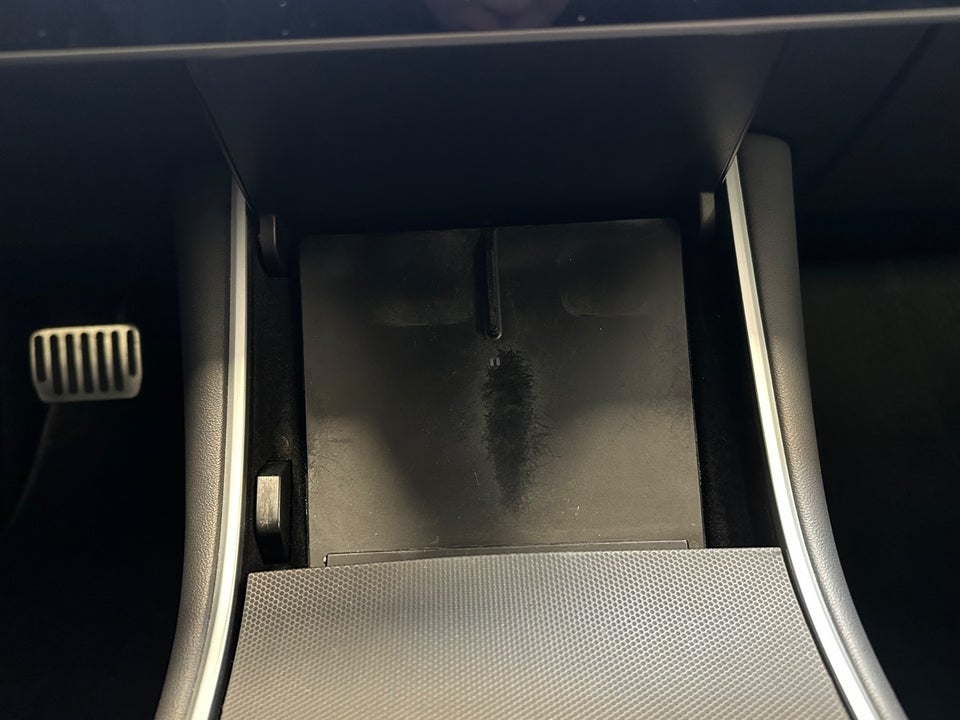 Tesla Model 3 Long Range AWD 4d