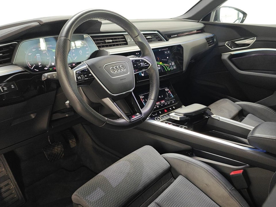 Audi e-tron 55 S-line quattro 5d