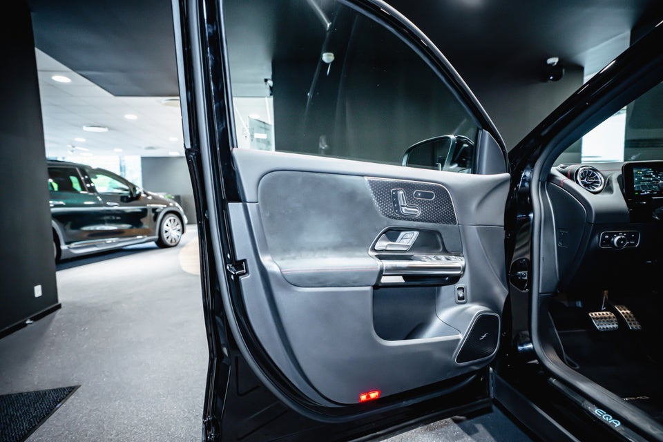Mercedes EQA250+ AMG Premium 5d