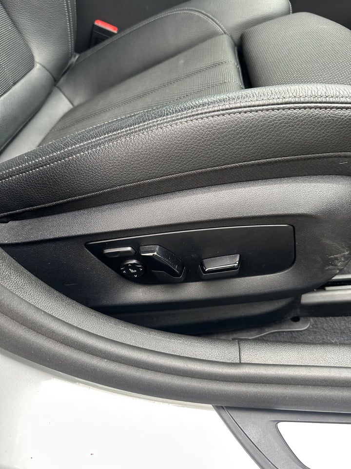 BMW 520d 2,0 Touring Luxury Line aut. 5d