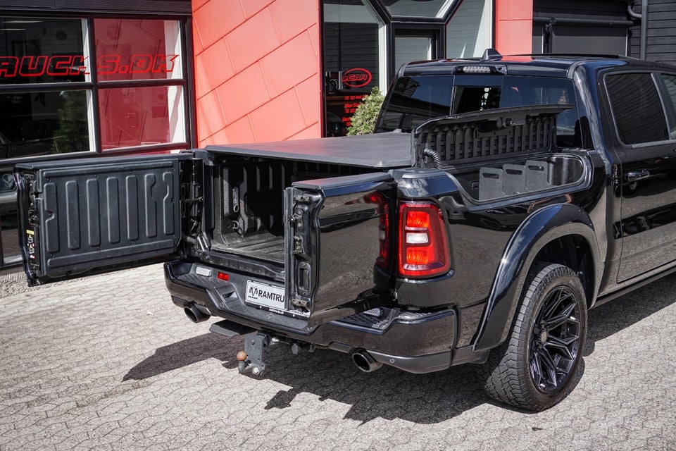 Dodge RAM 1500 3,0 Laramie Premium Night aut. 4d