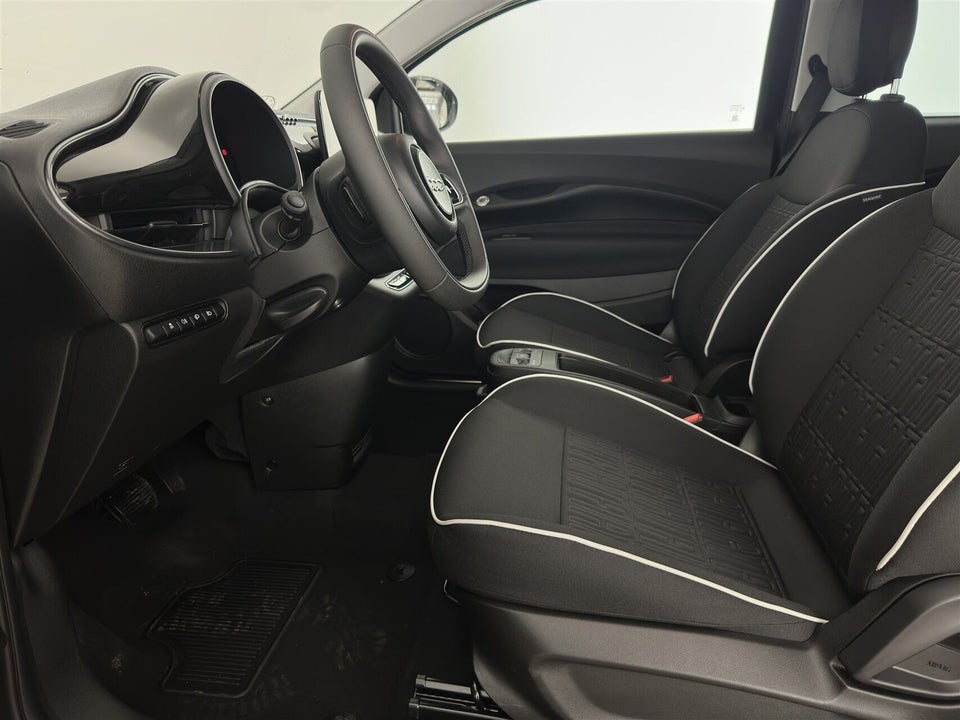 Fiat 500e 42 Icon 3d