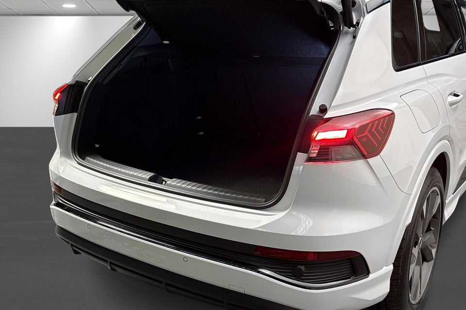 Audi Q4 e-tron 45 Progress 5d