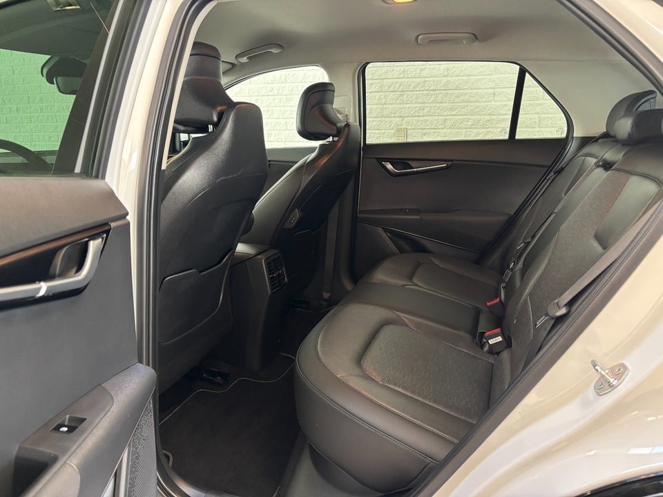 Kia Niro 64 EV Upgrade 5d