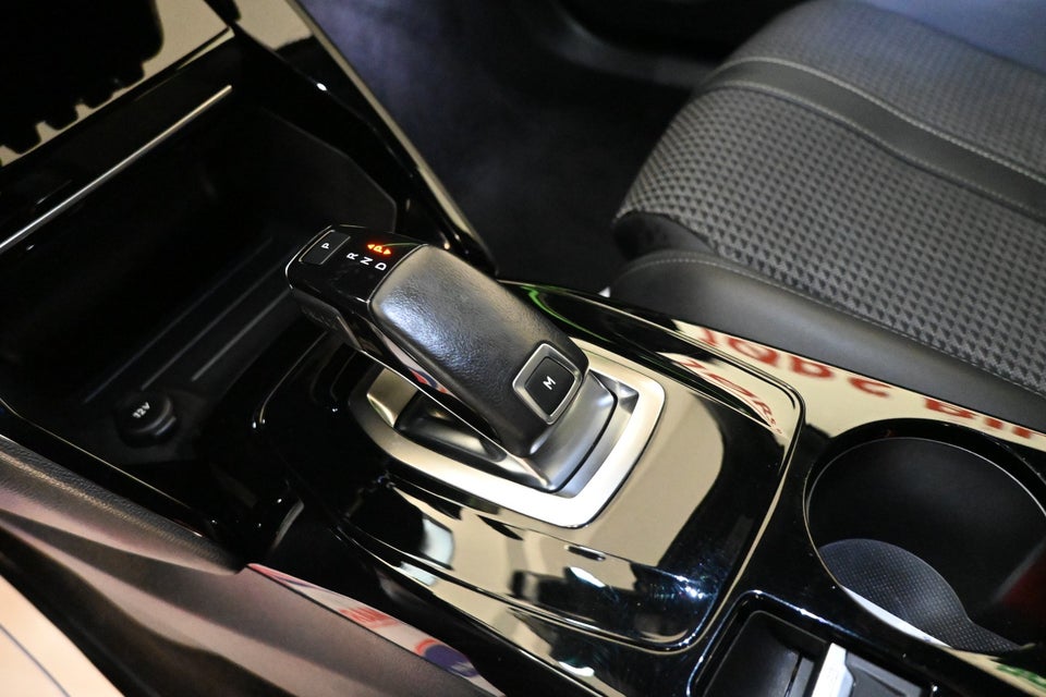 Peugeot 2008 1,5 BlueHDi 130 GT Line EAT8 5d