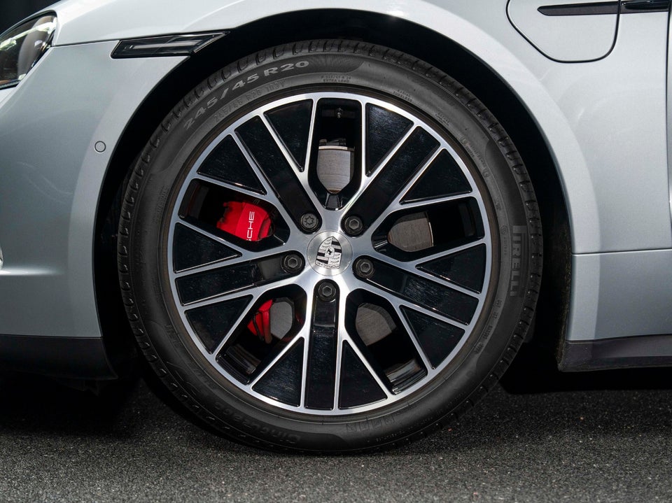 Porsche Taycan 4S Performance+ 4d