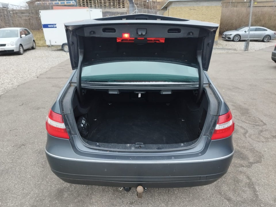 Mercedes E250 2,2 CDi Avantgarde aut. 4d
