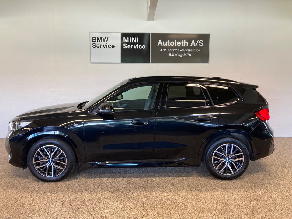 BMW iX1 xDrive30 M-Sport 5d